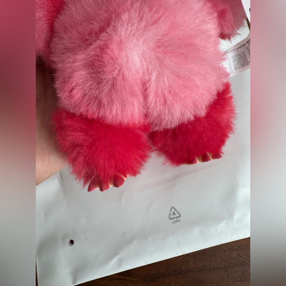 POP MART Labubu Big Into Energy Vinyl Plush Pendant Love - Picture 4 of 9